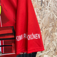 Load image into Gallery viewer, BNWT Camiseta Kimi Räikönen 2007-09 Ferrari - L/XL
