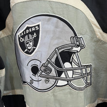 Cargar imagen en el visor de la galería, Chaqueta Oakland Raiders Logo Athletic Vintage Mid/Late 90’s - L/XL
