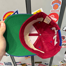 Load image into Gallery viewer, Gorra Looney Tunes FC Barcelona 90s Corner Vintage
