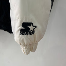 Load image into Gallery viewer, Chaqueta Chicago Bulls Starter Early 00’s Vintage - XS/S
