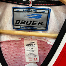 Cargar imagen en el visor de la galería, BNWOT Camiseta Hockey Canada Bauer Y2K - M/L
