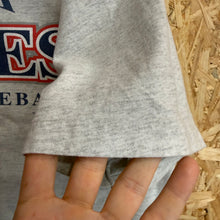 Cargar imagen en el visor de la galería, Camiseta New York Yankees 1997 Hanes Vintage - L/XL

