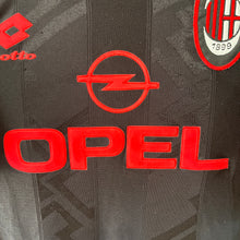 Cargar imagen en el visor de la galería, Camiseta AC Milan 1998-99 Fourth Lotto Vintage - L/XL
