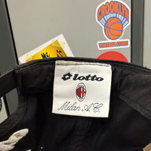 Carregar imagem no visualizador da galeria, Gorra Lotto AC Milan Early 90s Vintage

