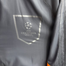 Carica l'immagine nel visualizzatore di Gallery, BNWT Chaqueta Champions League 2014 Adidas - XL/XXL
