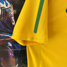 Cargar imagen en el visor de la galería, Camiseta Brasil 2010 Home Nike - L/XL
