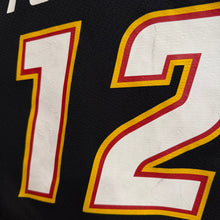 Load image into Gallery viewer, Camiseta Calgary Flames 2003/06 Third Jarome Iginla CCM Vintage - S/M YOUTH
