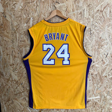 Carregar imagem no visualizador da galeria, Camiseta Los Angeles Lakers Home 2010/11 Kobe Bryant #24 Adidas - L/XL
