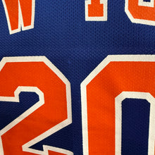Cargar imagen en el visor de la galería, Camiseta New York Knicks 2000/02 Road Allan Houston #20 Champion Vintage - L/XL
