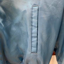 Load image into Gallery viewer, Chaqueta Bomber Satinada Houston Oilers Chalk Line Vintage Late 80’s / Early 90’s - S/M
