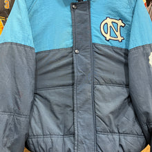 Cargar imagen en el visor de la galería, Chaqueta UNC Tar Heels 90’s Pro Player Vintage - S/M
