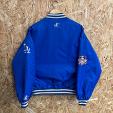 Carica l'immagine nel visualizzatore di Gallery, Chaqueta Bomber Satinada Los Angeles Dodgers Mid 90’s Logo Athletic Vintage - M/L
