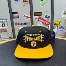 Carregar imagem no visualizador da galeria, BNWT Gorra Pittsburgh Steelers 90s Drew Pearson Vintage
