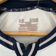 Cargar imagen en el visor de la galería, Camiseta Tottenham Hotspur 2013-14 Home Under Armour - L/XL

