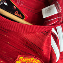 Carica l'immagine nel visualizzatore di Gallery, Camiseta Manchester United 2020-21 Home Adidas - M/L
