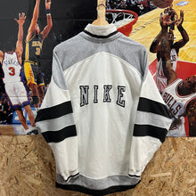 Cargar imagen en el visor de la galería, Chaqueta Nike 1997 Vintage - M/L
