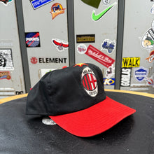 Carregar imagem no visualizador da galeria, Gorra Lotto AC Milan Early 90s Vintage
