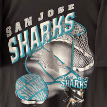 Cargar imagen en el visor de la galería, BNWT Camiseta San Jose Sharks 1994 Magic Johnson T’s Vintage - XL/XXL
