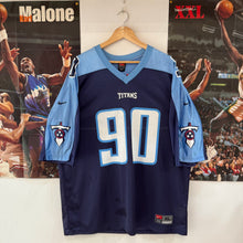 Load image into Gallery viewer, Camiseta Tennessee Titans 2000/01 Home Jevon Kearse #90 Nike Vintage - XL/XXL
