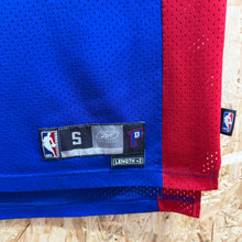 Cargar imagen en el visor de la galería, Camiseta Detroit Pistons 2004 Road Ben Wallace #3 Reebok Vintage - S/M
