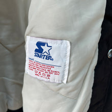 Load image into Gallery viewer, Chaqueta Bomber Carolina Panthers Mid 90’s Starter Vintage - S/M
