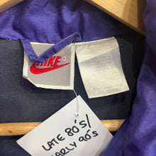 Cargar imagen en el visor de la galería, Chaqueta Nike Late 80’s/ Early 90’s Vintage - XS/S
