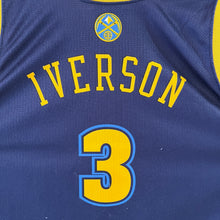 Charger l&#39;image dans la galerie, Camiseta Denver Nuggets Road 2008 Allen Iverson #3 Champion - XL Youth

