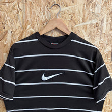 Lade das Bild in den Galerie-Viewer, Camiseta Nike 1997 Vintage - S/M
