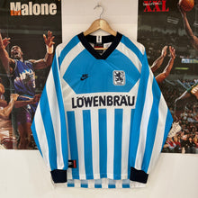 Cargar imagen en el visor de la galería, Camiseta TSV 1860 Munich 1995-96 Home Nike - M/L
