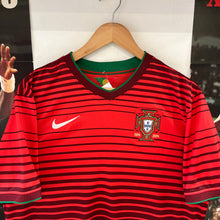 Cargar imagen en el visor de la galería, Camiseta Portugal 2014 Home Nike - M/L
