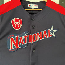 Cargar imagen en el visor de la galería, Beisbolera All Star MLB Christian Yelich Majestic 2019 National Team Vintage- 48(L/XL)

