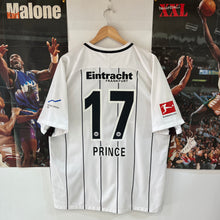 Cargar imagen en el visor de la galería, Camiseta Eintratch Frankfurt 2017-18 Home Prince #17 Nike - XL/XXL
