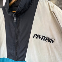 Cargar imagen en el visor de la galería, Pullover Detroit Pistons Mid/Late 90’s Logo7 Vintage - L/XL
