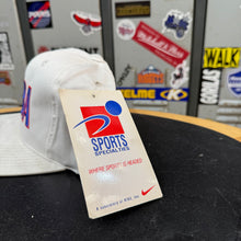 Cargar imagen en el visor de la galería, BNWT Gorra NBA Late 90s Sports Specialties Vintage

