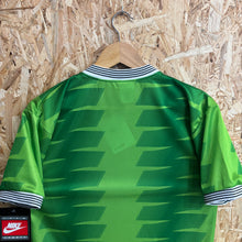 Cargar imagen en el visor de la galería, BNWT Camiseta Nike 1998 Vintage - XS/S

