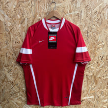 Lade das Bild in den Galerie-Viewer, BNWT Camiseta Nike 1998 Vintage - L/XL

