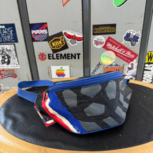 Cargar imagen en el visor de la galería, Riñonera Mundial USA ‘94 Fanny Pack 1994 Vintage
