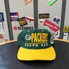 Cargar imagen en el visor de la galería, Gorra Green Bay Packers 90s Clutch Player Vintage
