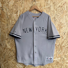 Carregar imagem no visualizador da galeria, Beisbolera New York Yankees Alex Rodriguez #13 2013/15 Road Majestic Vintage- XL/XXL
