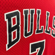 Cargar imagen en el visor de la galería, Camiseta Chicago Bulls Hardwood Classics Road 2013 Toni Kukoc #7 Adidas - L/XL
