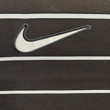Cargar imagen en el visor de la galería, Camiseta Nike 1997 Vintage - XS/S
