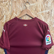 Carica l'immagine nel visualizzatore di Gallery, BNWT Camiseta SD Eibar 2016-17 Home Puma - M/L
