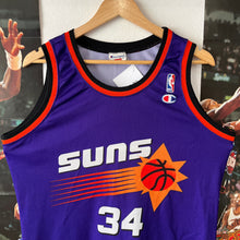Cargar imagen en el visor de la galería, Camiseta Phoenix Suns 1992-93 Road Charles Barkley #34 Champion Vintage - S/M
