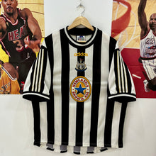 Load image into Gallery viewer, Camiseta Newcastle United FC 1997-99 Home Adidas Vintage - L/XL

