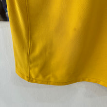 Cargar imagen en el visor de la galería, Camiseta Brasil 2010 Home Nike - L/XL
