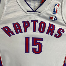 Load image into Gallery viewer, Camiseta Toronto Raptors Home 2003-04 Vince Carter #15 Champion Vintage - M Youth
