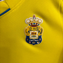 Charger l'image dans la galerie, Camiseta UD Las Palmas 2020-21 Home Hummel - M/L
