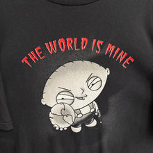 Cargar imagen en el visor de la galería, Camiseta Stewie Griffin 2004 Delta Vintage - L/XL
