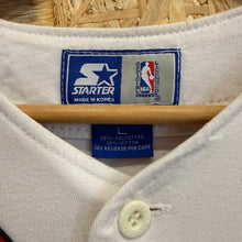 Cargar imagen en el visor de la galería, Beisbolera Chicago Bulls Mid/Late 90’s Starter Vintage - L/XL
