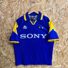 Cargar imagen en el visor de la galería, Camiseta Juventus 1995-96 Away Kappa Vintage - S/M

